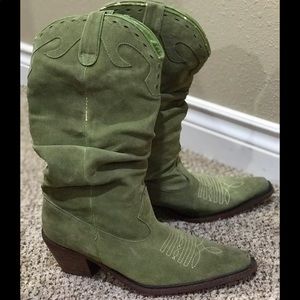 STEVE MADDEN Green Suede Cowboy Boots!
